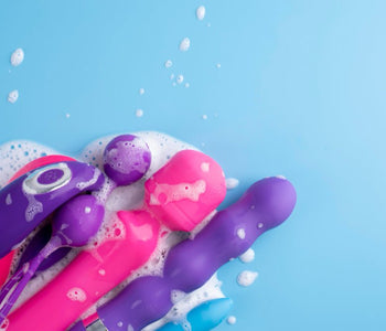 איך לנקות אביזרי מין?